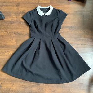 Dorothy Perkins Black/ White Collar Dress